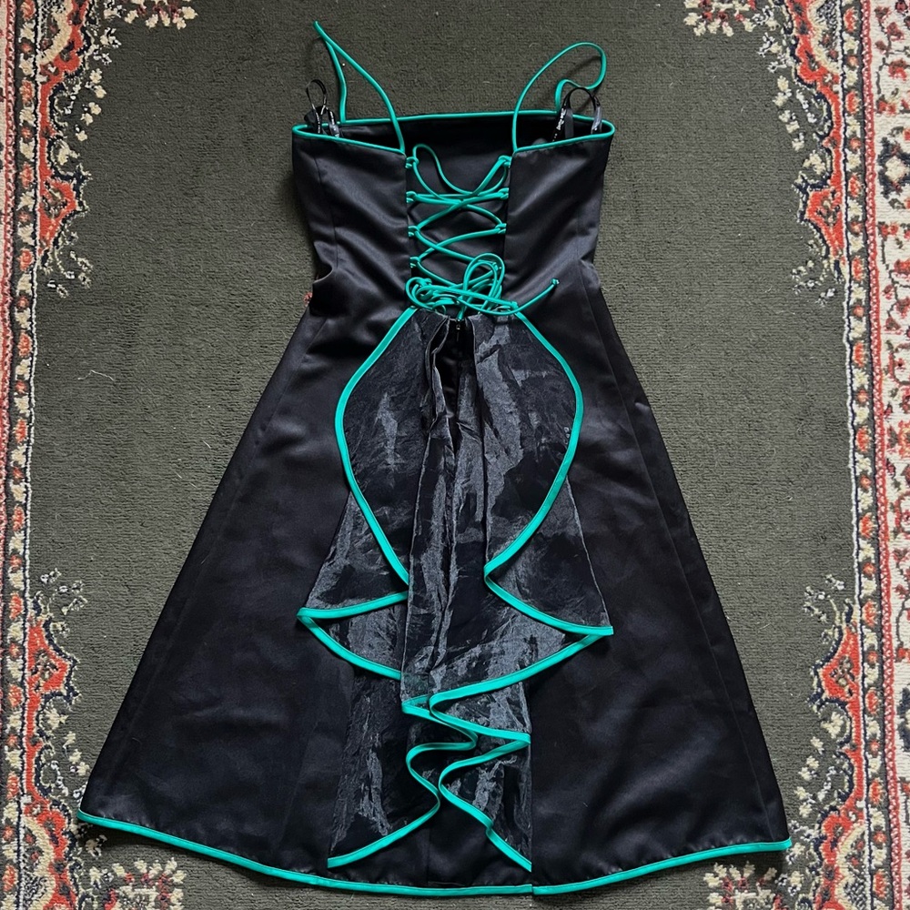Zum Zums by Niki Livas Formal Dress